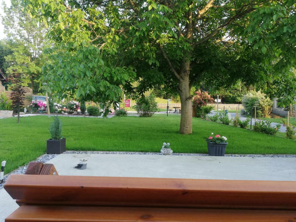 Haus Mit Garten Familie Pabst Maria Lankowitz Bagian luar foto